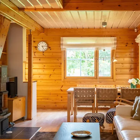 Aurinko Vanaja By Interhome